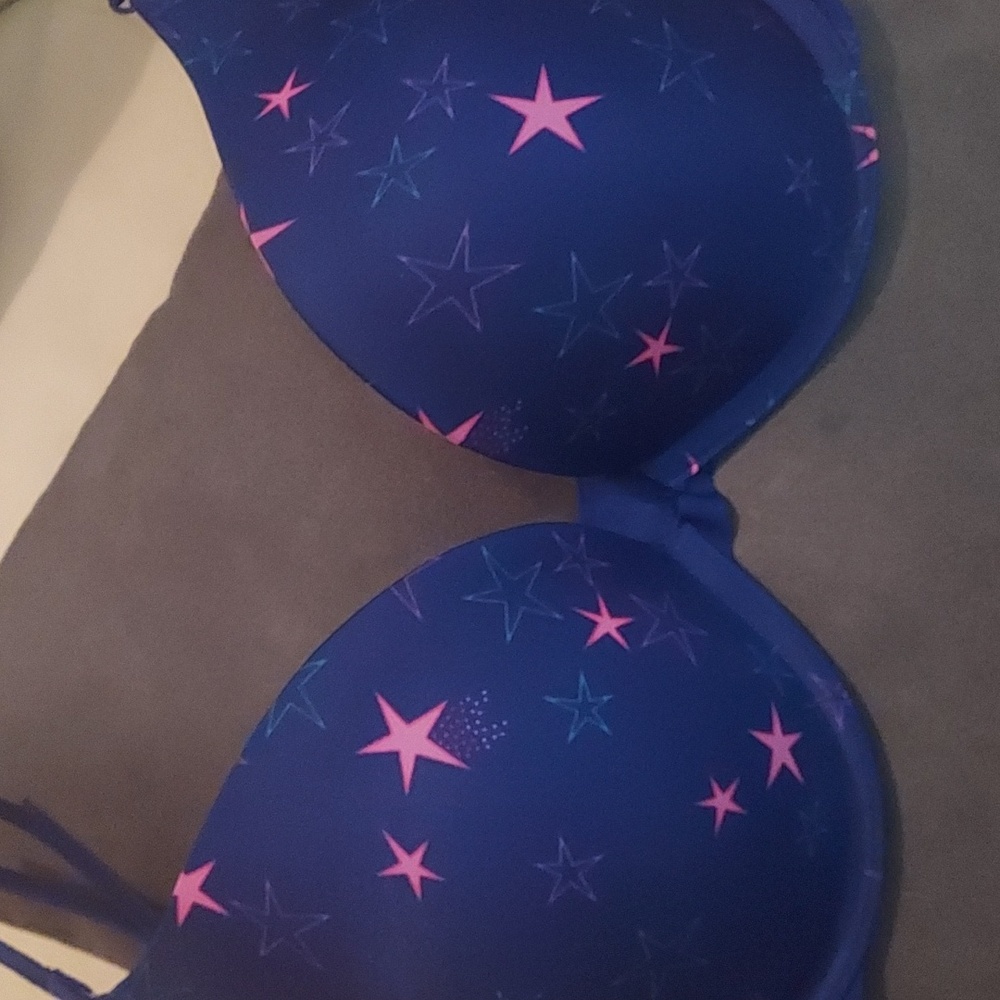 VICTORIA SECRET BRA
